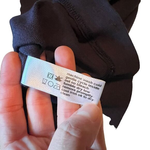 3 for $30! Three dots navy 3/4 sleeve tee - Picture 4 of 6